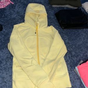 Lululemon Sweatshirt